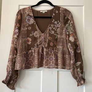 American eagle cropped blouse